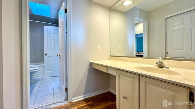 3803 Cricket Circle, Edison, NJ 08820