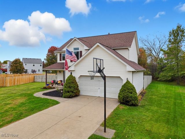 5035 Red Maple Court, Medina, OH 44256
