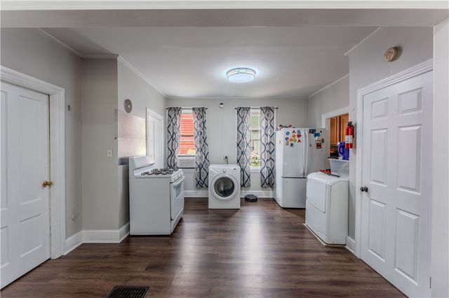 98 Stanwood Street, Providence, RI 02907