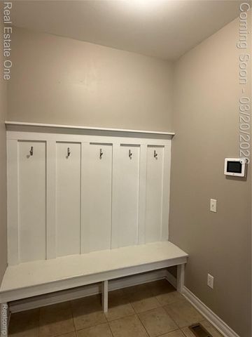 58206 Sunflower Circle N, Lyon Charter Township, MI 48165