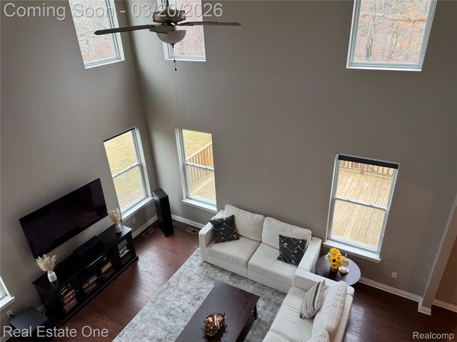 58206 Sunflower Circle N, Lyon Charter Township, MI 48165