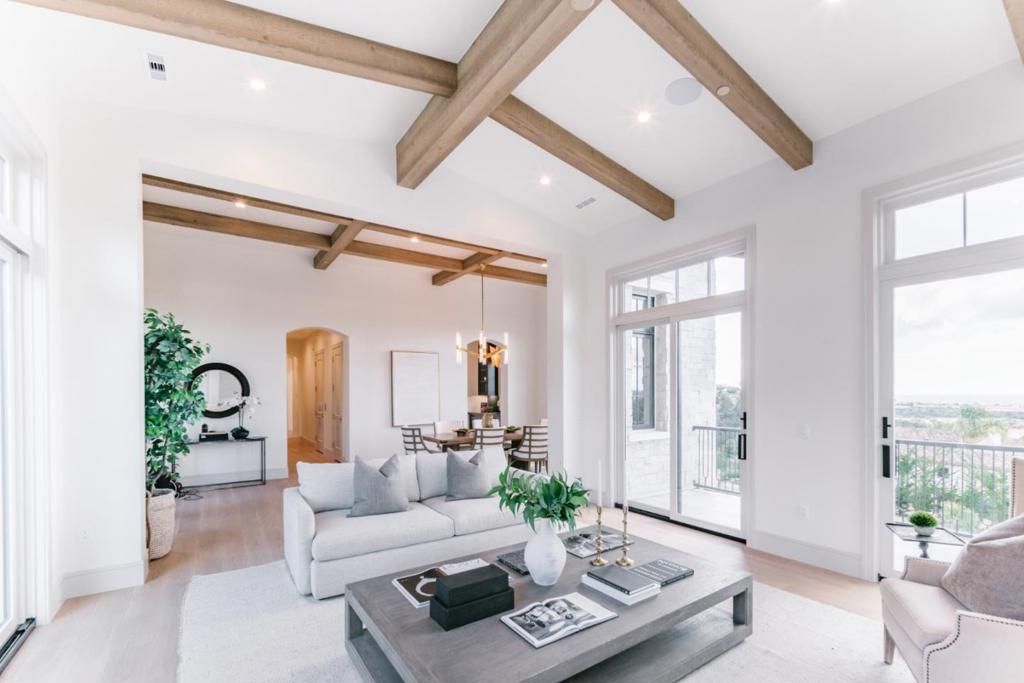 Image 11 of property listing at 8210 Manjares, Monterey, CA 93940