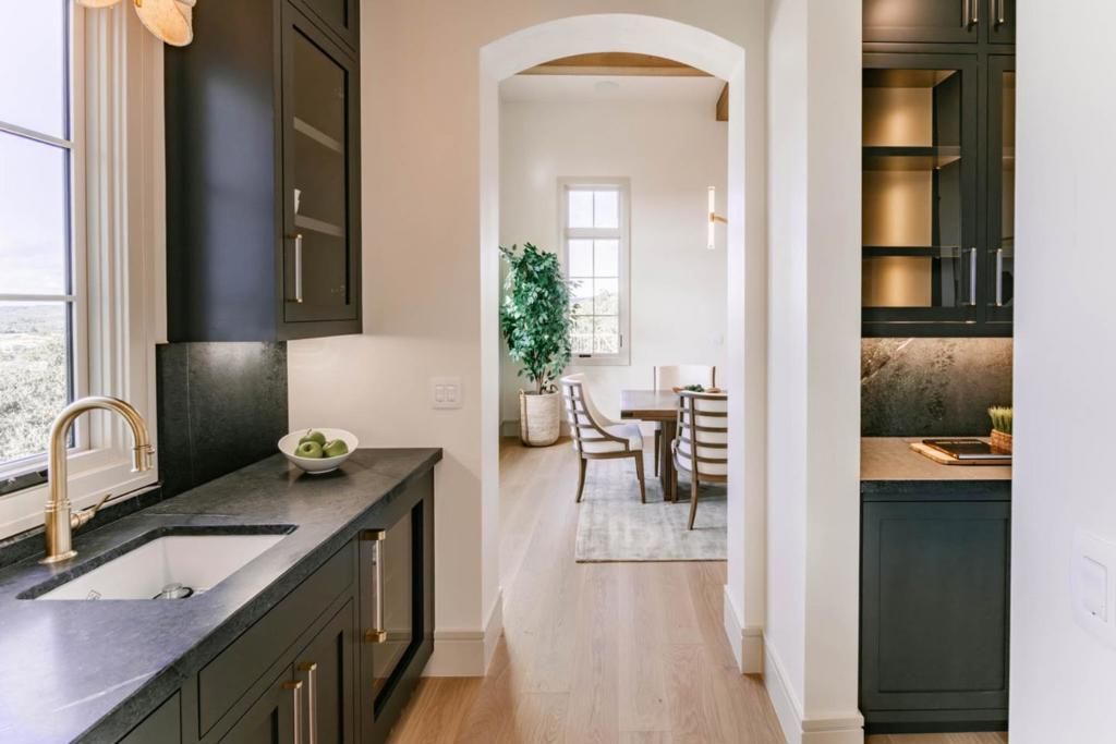 Image 15 of property listing at 8210 Manjares, Monterey, CA 93940