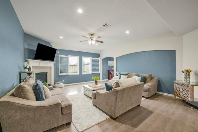 6011 Summer Holly Lane, Richmond, TX 77407