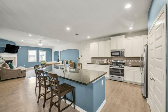 6011 Summer Holly Lane, Richmond, TX 77407