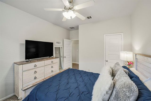 6011 Summer Holly Lane, Richmond, TX 77407