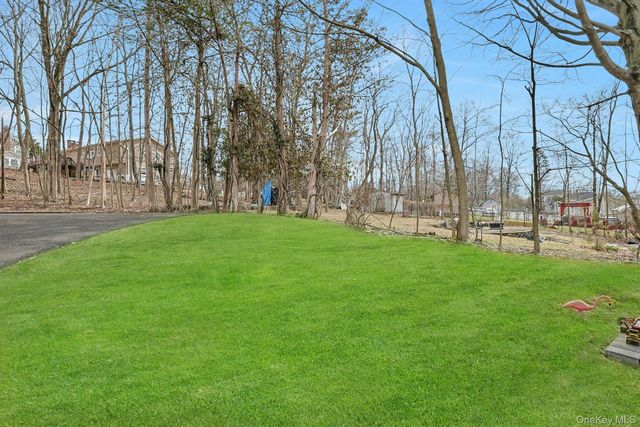 56 N Greenbush Road, West Nyack, NY 10994