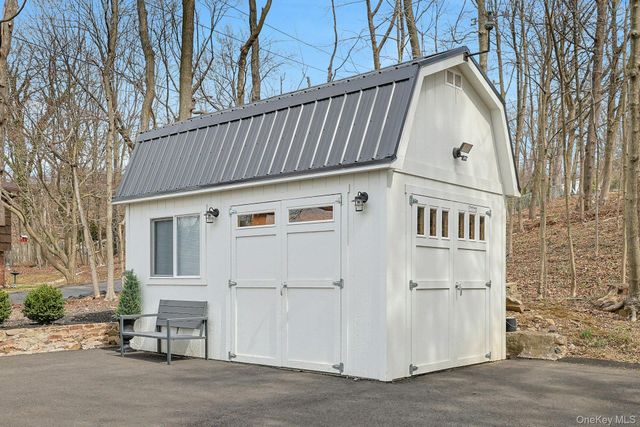 56 N Greenbush Road, West Nyack, NY 10994