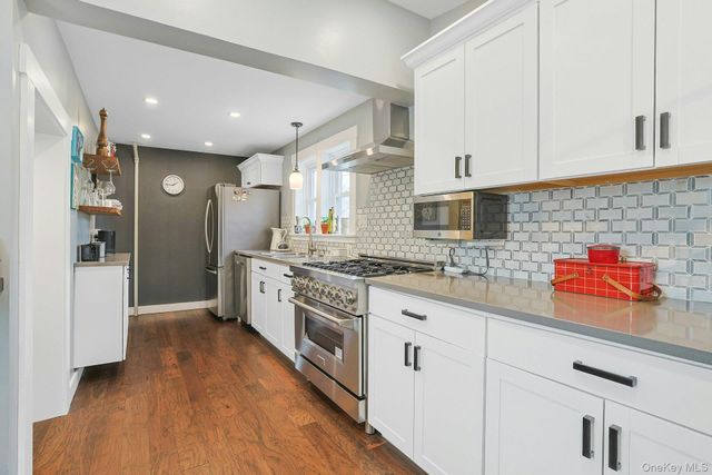 56 N Greenbush Road, West Nyack, NY 10994