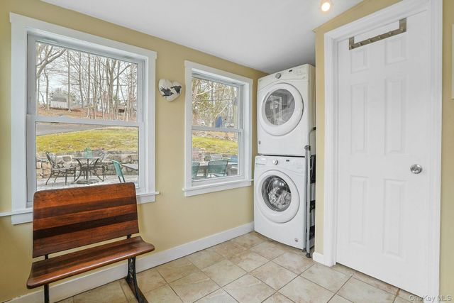 56 N Greenbush Road, West Nyack, NY 10994