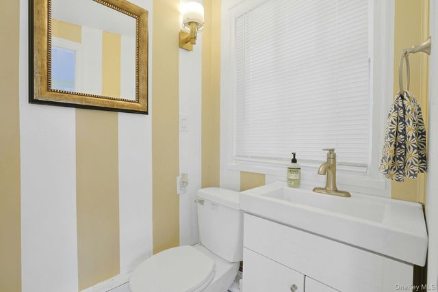 56 N Greenbush Road, West Nyack, NY 10994