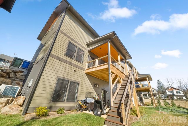 38 Acona Lane, Asheville, NC 28803