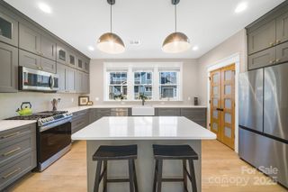 38 Acona Lane, Asheville, NC 28803