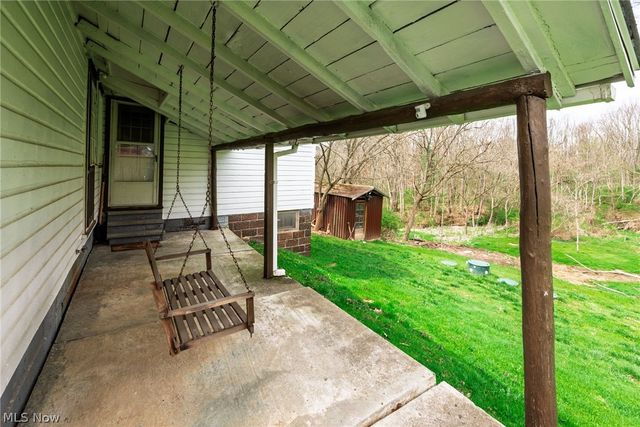 1069 W Nimisila Road, New Franklin, OH 44216