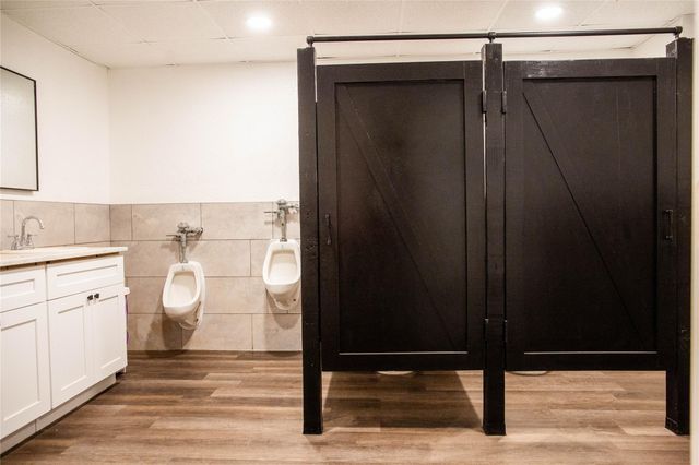 823 Seydler, East Bernard, TX 77435