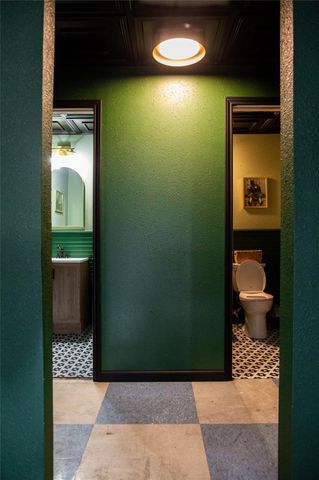 823 Seydler, East Bernard, TX 77435