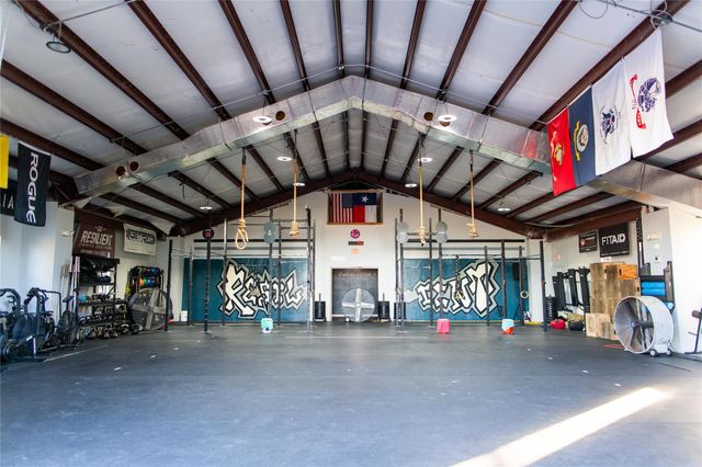 823 Seydler, East Bernard, TX 77435