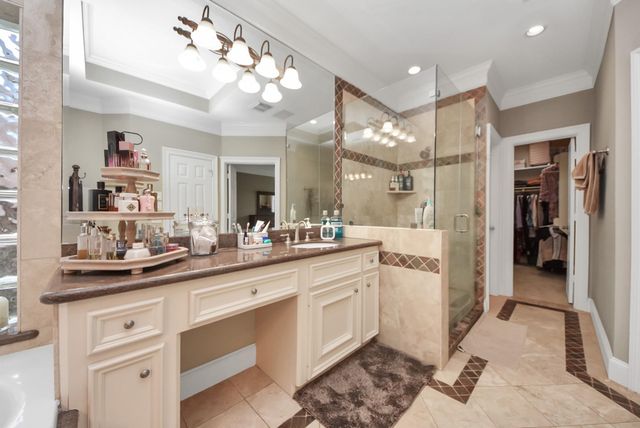 2502 Blossom Bay Court, Houston, TX 77059