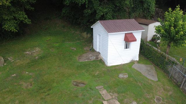 55 Township Road 1006, Chesapeake, OH 45619