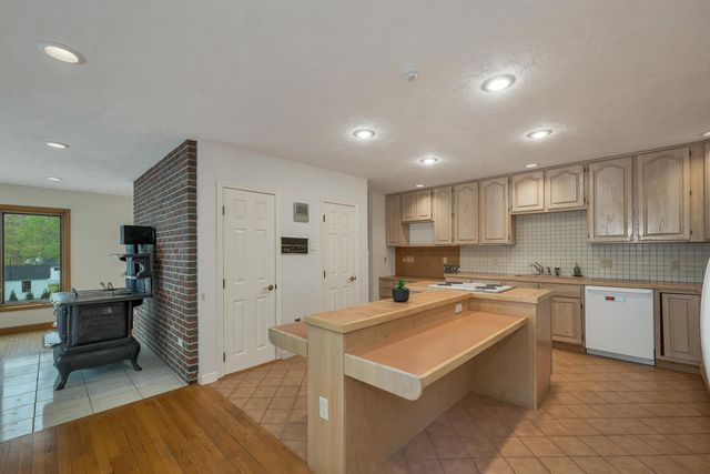 2 Blue Heron Lane, Deerfield, NH 03037