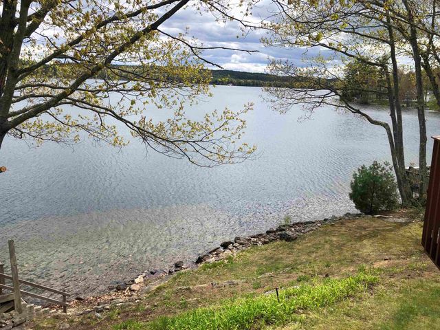 2 Blue Heron Lane, Deerfield, NH 03037