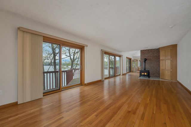 2 Blue Heron Lane, Deerfield, NH 03037