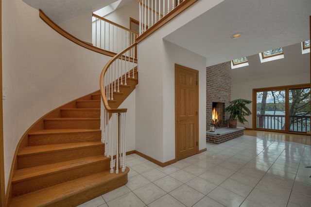 2 Blue Heron Lane, Deerfield, NH 03037
