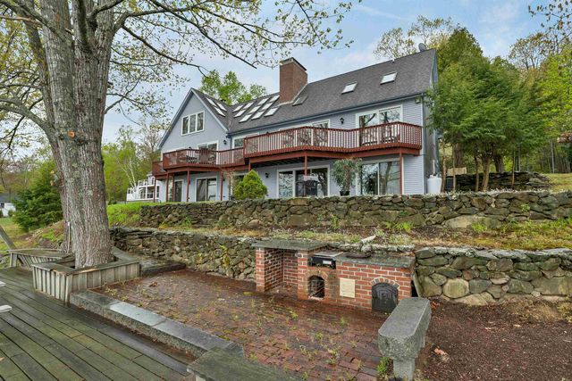 2 Blue Heron Lane, Deerfield, NH 03037