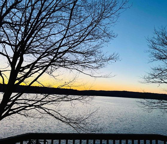 2 Blue Heron Lane, Deerfield, NH 03037