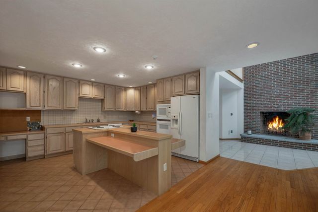 2 Blue Heron Lane, Deerfield, NH 03037