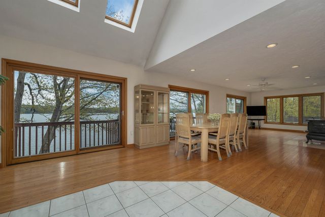 2 Blue Heron Lane, Deerfield, NH 03037
