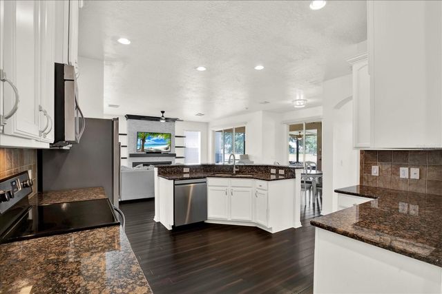 4023 HUNTINGDALE COURT, Wesley Chapel, FL 33543