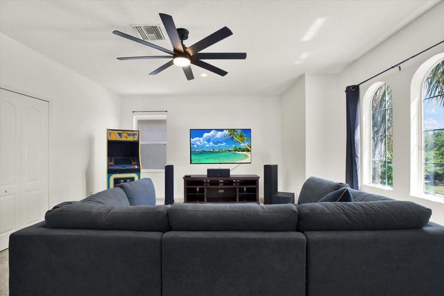 4023 HUNTINGDALE COURT, Wesley Chapel, FL 33543