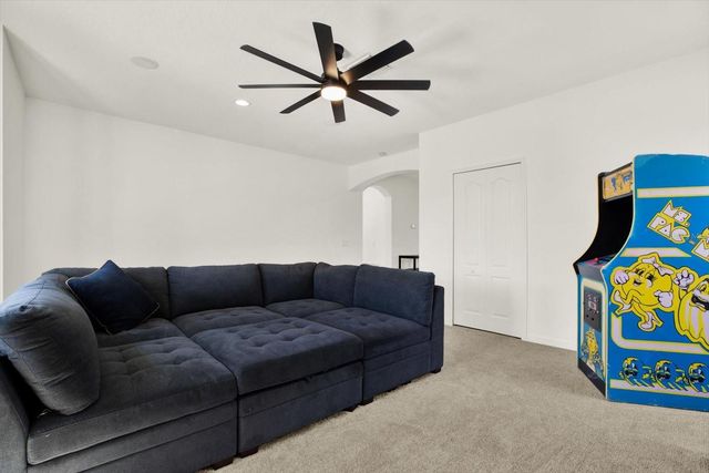 4023 HUNTINGDALE COURT, Wesley Chapel, FL 33543