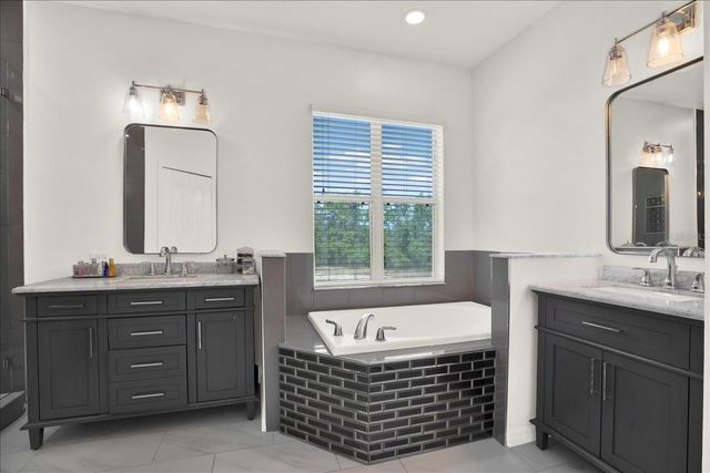 4023 HUNTINGDALE COURT, Wesley Chapel, FL 33543