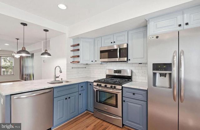 12 HANOVER PL NW, Washington, DC 20001