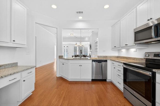 3655 Cresswind Parkway Southwest, Gainesville, GA 30504