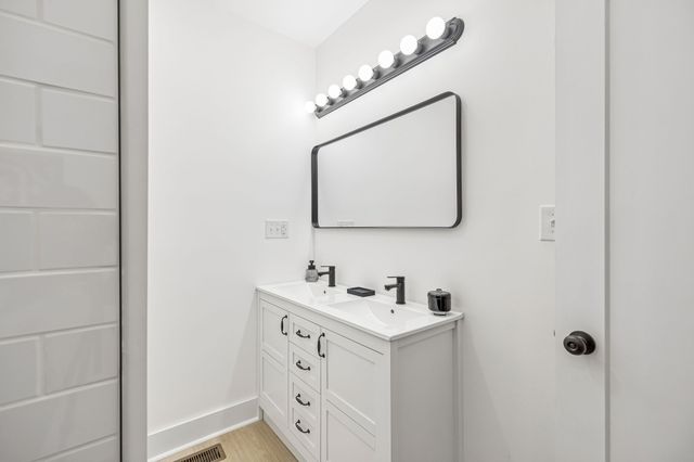 306 Lawrence St, Mount Pleasant, TN 38474