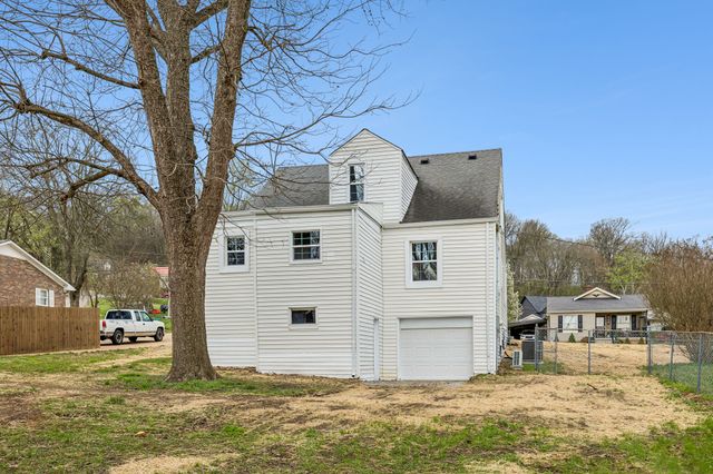 306 Lawrence St, Mount Pleasant, TN 38474