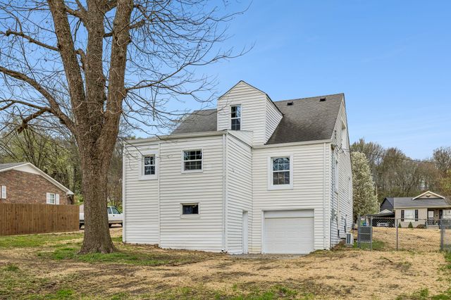 306 Lawrence St, Mount Pleasant, TN 38474