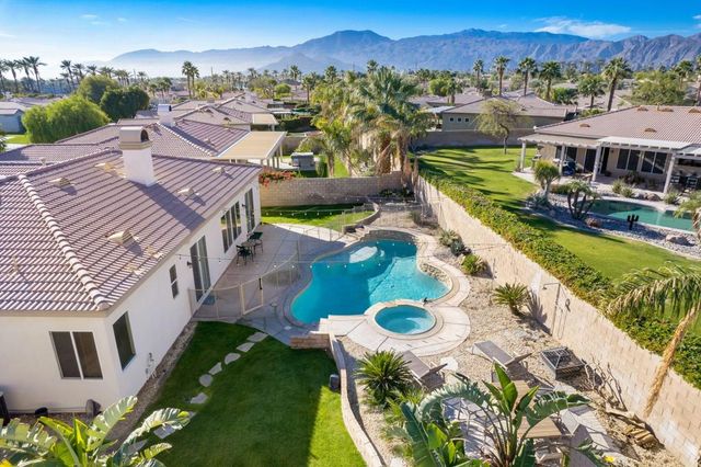 43569 Parkway Esplanade E, La Quinta, CA 92253