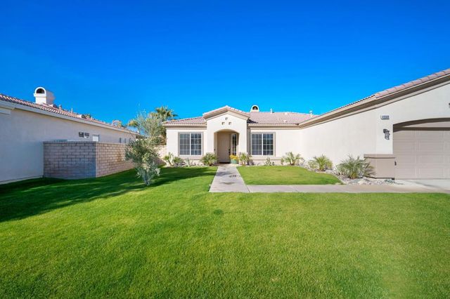 43569 Parkway Esplanade E, La Quinta, CA 92253