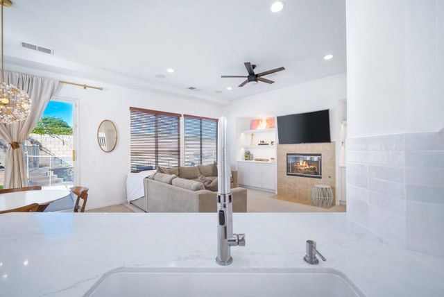 43569 Parkway Esplanade E, La Quinta, CA 92253