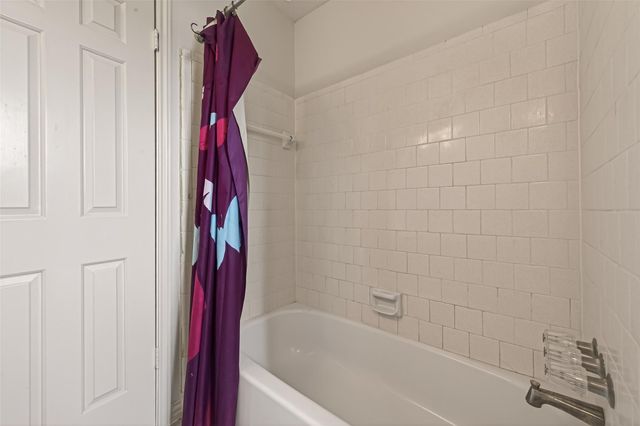 10615 White Fawn Drive, Houston, TX 77041