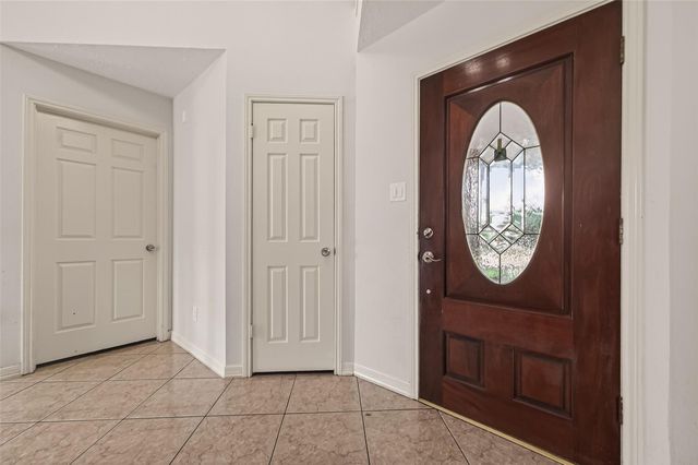 10615 White Fawn Drive, Houston, TX 77041