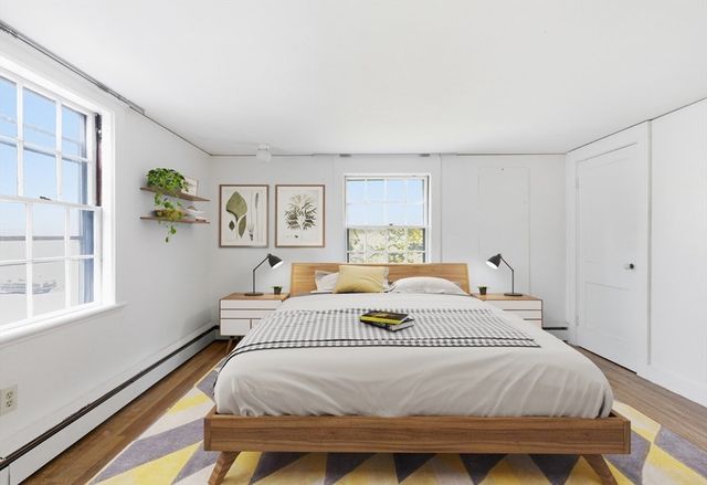 12 Gray Gardens W, Cambridge, MA 02138