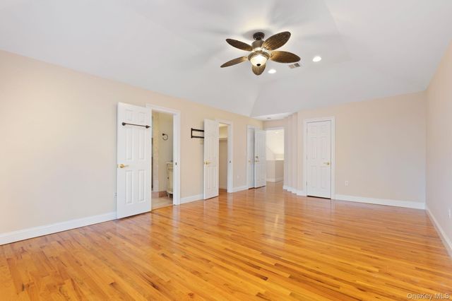 44 Hillwood Place, Yonkers, NY 10710