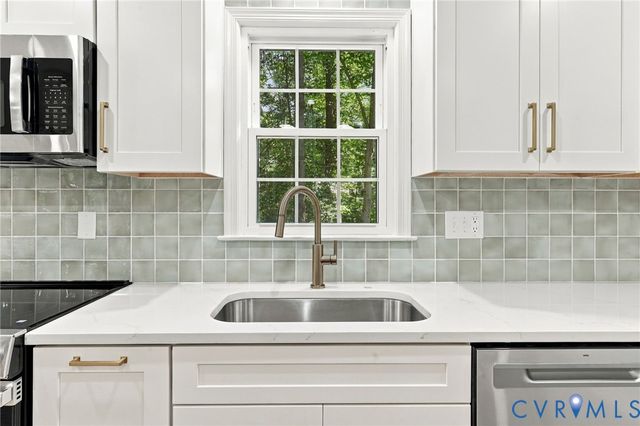 13703 Velvet Antler Cir, Midlothian, VA 23112