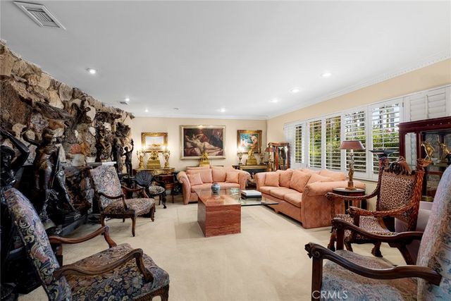 22723 Erwin, Woodland Hills, CA 91367