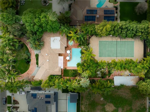 22723 Erwin, Woodland Hills, CA 91367